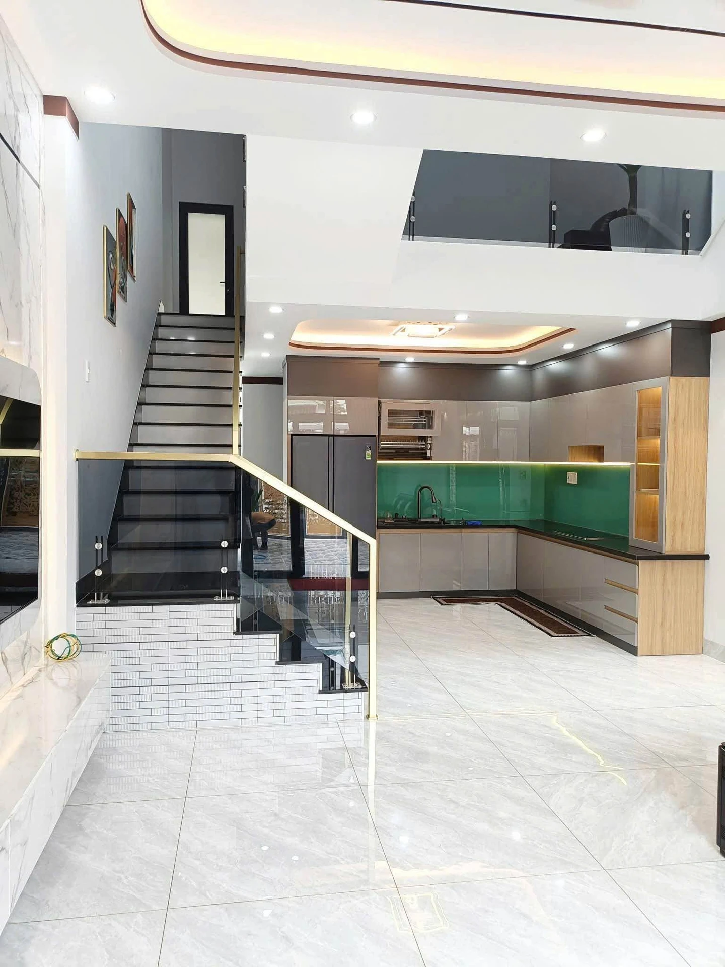 Bán nhà hiện đại 150m² 3PN 2WC gần Đại học Tây Nguyên - Ảnh 1
