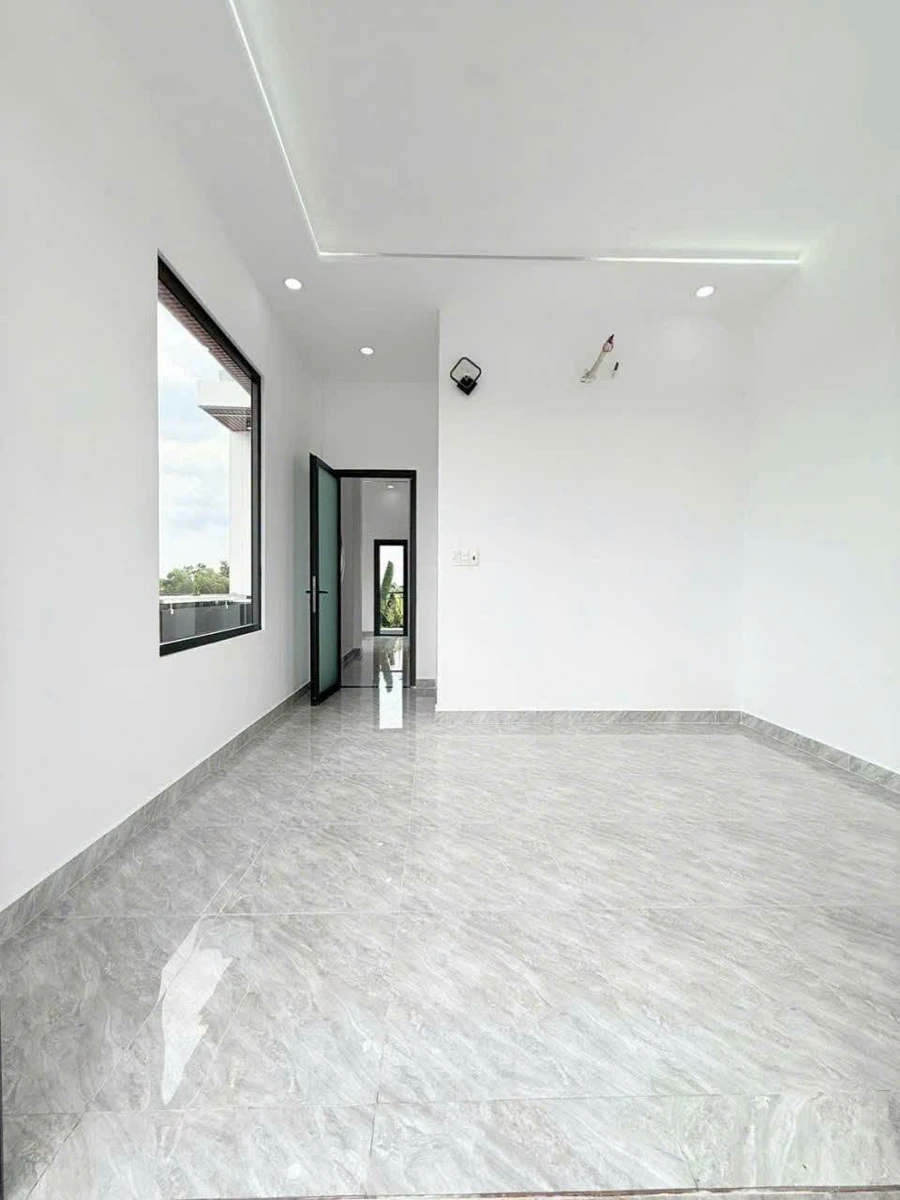 Bán gấp villa sân vườn 120m², 3PN, mặt tiền đường Đặng Văn Búp, Phước Lý, Tây Ninh - Ảnh thu nhỏ 2