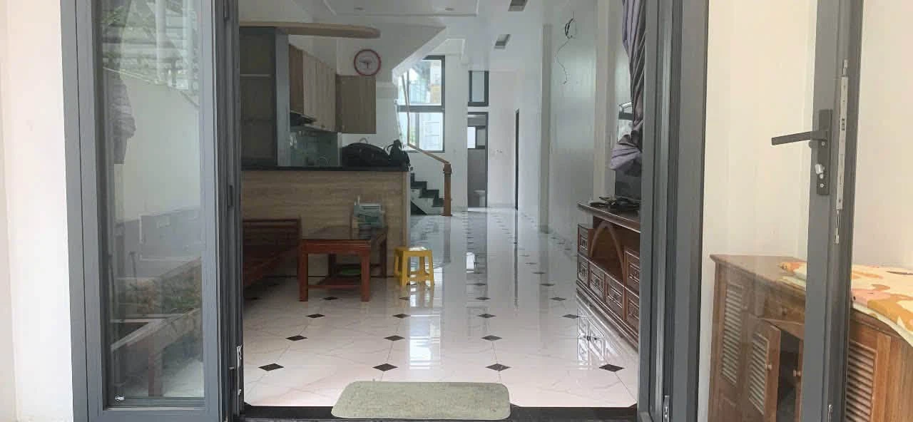Bán nhà 3 tầng 120m2 Nguyễn Khoa Chiêm, Huế 3,5 tỷ - Ảnh 1