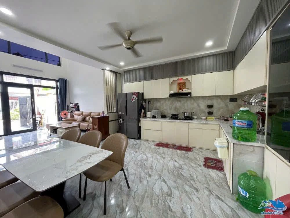 Bán nhà mặt tiền Văn Lang 100m² Bình Chánh 2 tỷ 350 - Ảnh thu nhỏ 4