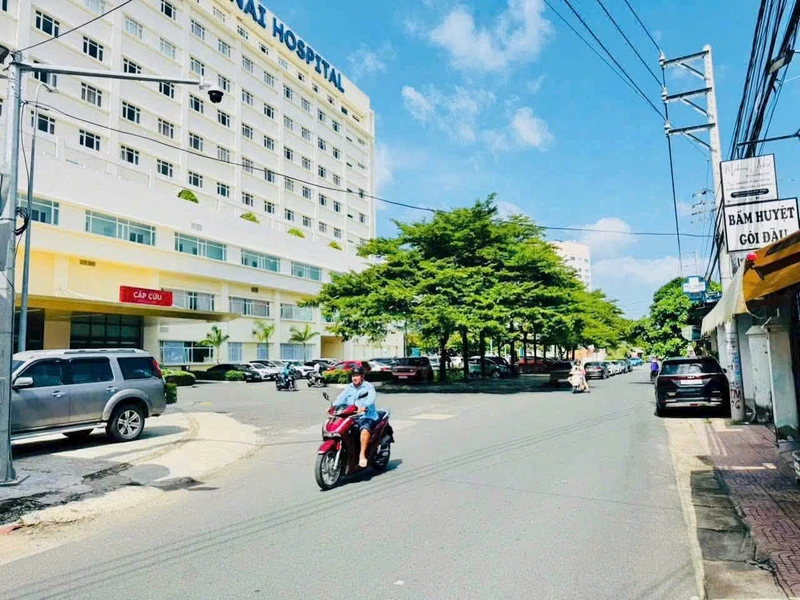 Bán 2 lô đất mặt tiền Trương Định, Quận 4 – 80m²
