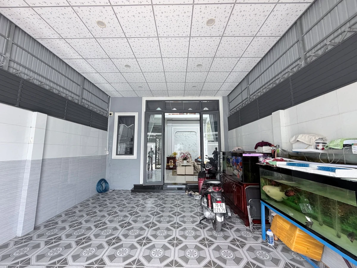Bán nhà lầu lửng 132,5m² 3PN khu phố Hiệp Nghĩa, Phường Tân Ninh, Tây Ninh giá 2,1 tỷ - Ảnh 1
