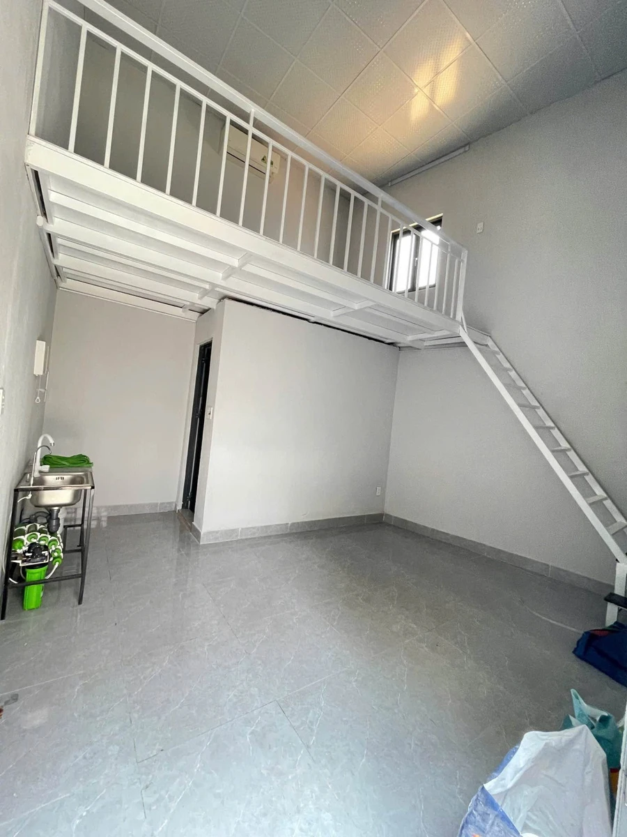 Bán nhà kiệt 2PN 75m2 mới xây Tôn Đản Quận 1 - Ảnh thu nhỏ 2