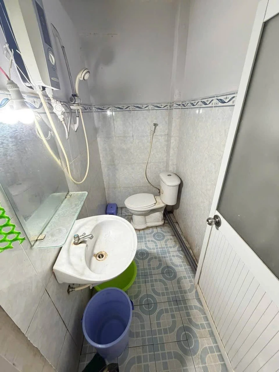 Cho thuê căn hộ 15m2 full nội thất 2.3 triệu/tháng Quận 1 - Ảnh thu nhỏ 4