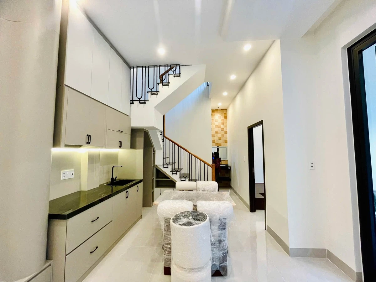 Nhà phố 2 tầng 3PN 51.4m² Nguyễn Trãi, giá 1 tỷ 6 - Ảnh 1