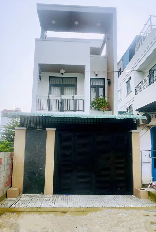 Bán nhà phố 3 tầng 72m2 hẻm 5m, 3PN 4WC, Tam Bình, Thủ Đức, nhỉnh 6 tỷ