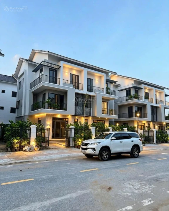 Bán biệt thự song lập Centa Riverside VSIP 225m2 sân vườn rộng - Ảnh thu nhỏ 4