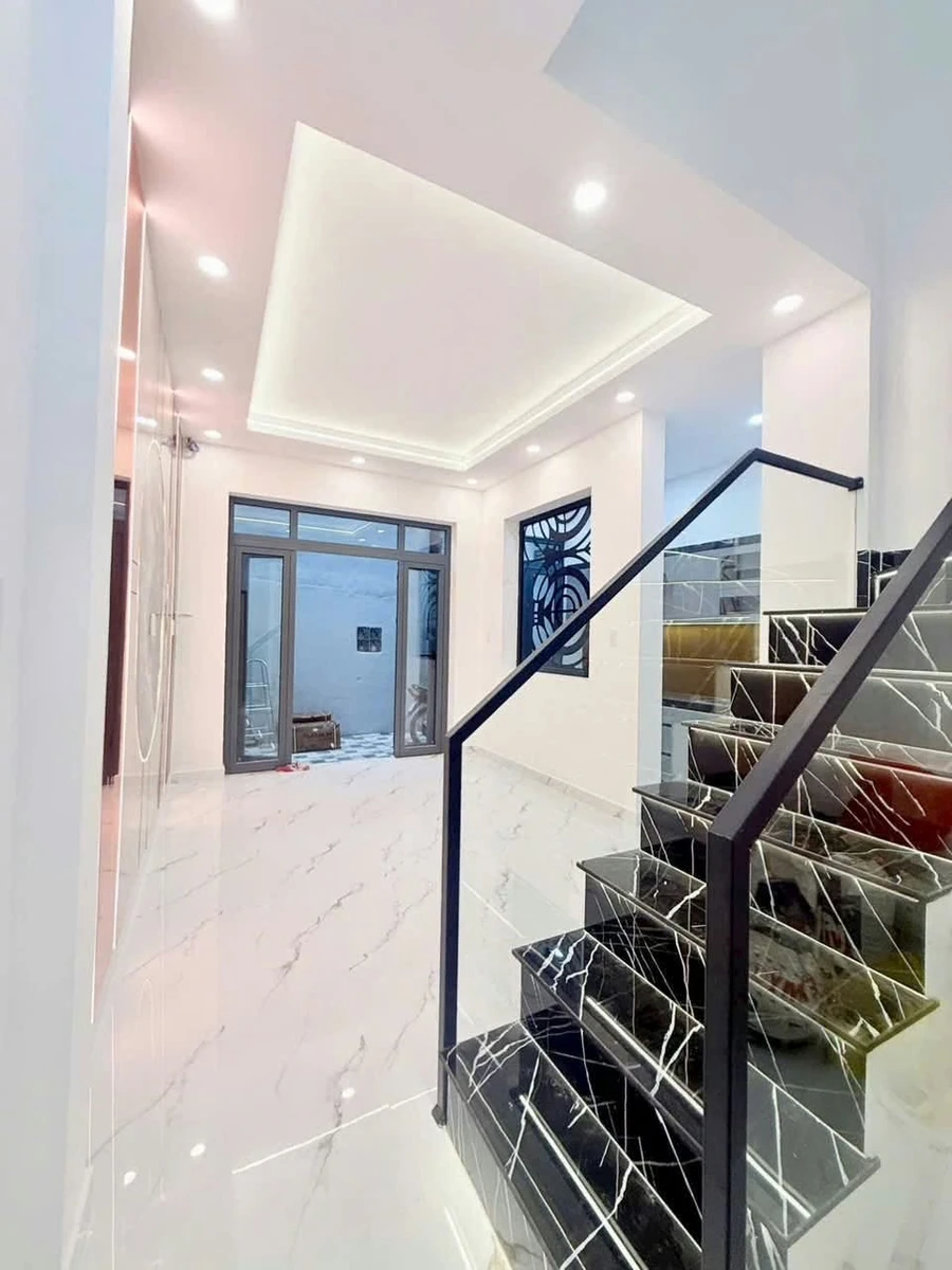 Bán nhà 2 tấm Quận 4, 53m², 3PN 3WC, 4.89 tỷ - Ảnh thu nhỏ 4