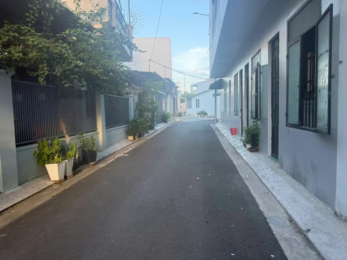 Bán nhà Nha Trang 30m² gần biển 2 tỷ 450 - Ảnh thu nhỏ 2