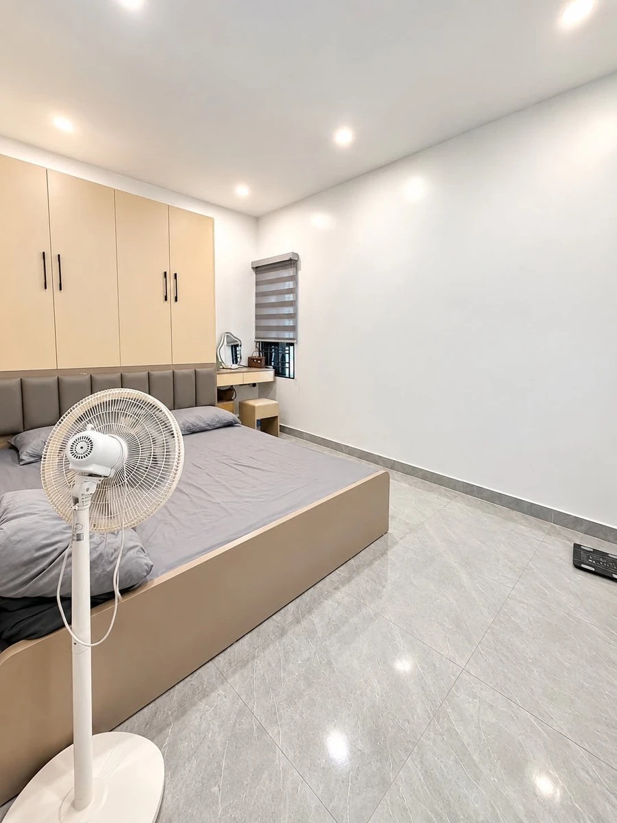 Bán nhà 3 tầng 40m2 full nội thất Trần Nguyên Hãn - Ảnh thu nhỏ 3