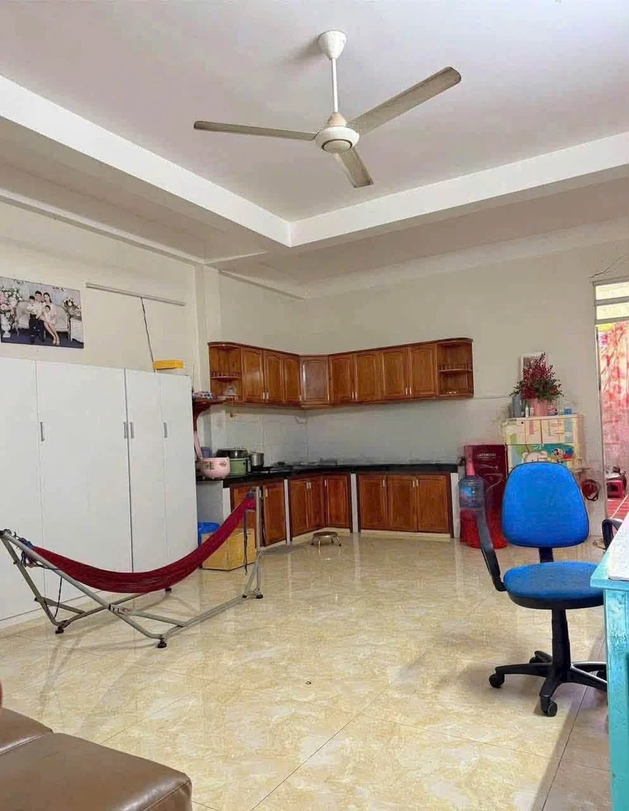 Bán nhà 2 phòng ngủ 65m² giá 2.25 tỷ Quận 12 - Ảnh thu nhỏ 3