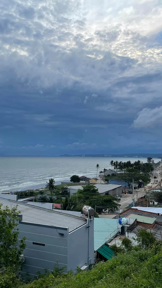 Bán đất mặt tiền Huỳnh Thúc Kháng Mũi Né 1250m2 view biển - Ảnh thu nhỏ 2