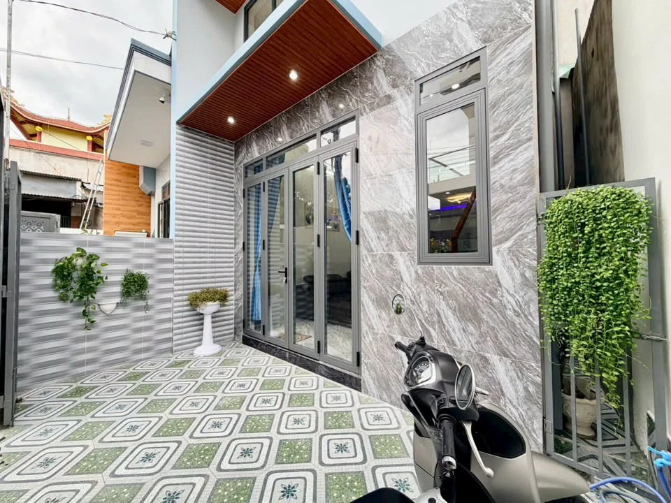 Bán nhà gác lửng 3PN hẻm xe hơi 89m2 Phường Tân Phong, gần GX Thuận Hòa - Ảnh thu nhỏ 3