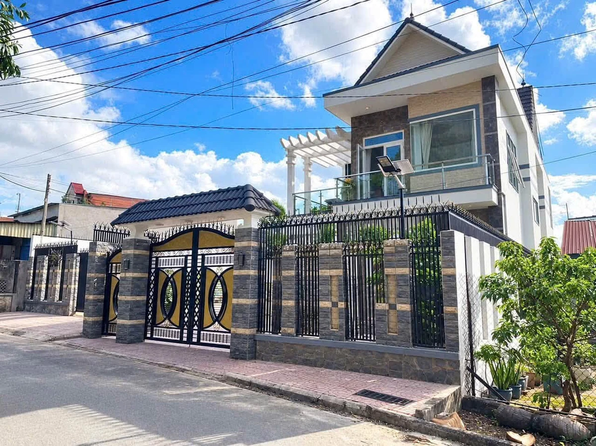 Cho thuê kho xưởng 1.100m² Thủ Dầu Một - Ảnh 1