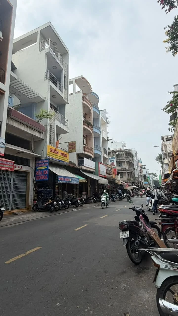Bán nhà góc mặt tiền kinh doanh Quận 5, 64m2, 5 tầng, thang máy, 22,5 tỷ - Ảnh 1