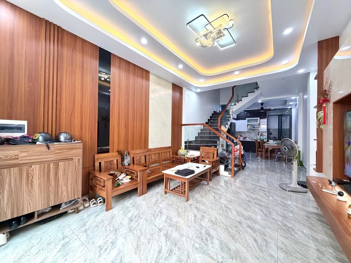 Bán nhà 4 tầng 63m² Lê Hồng Phong Hải Phòng 7 tỷ - Ảnh thu nhỏ 2
