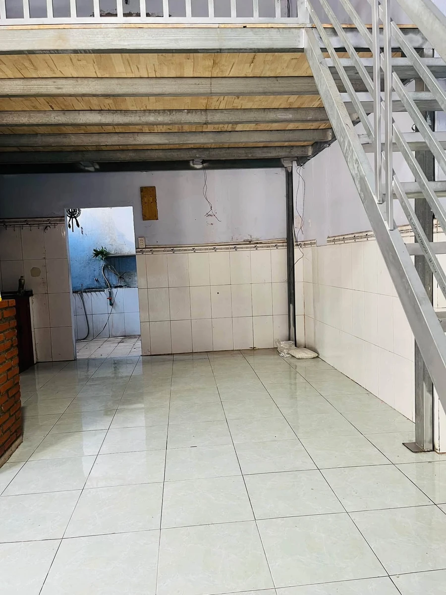 Cho thuê nhà 35m² gần trường Lê Quý Đôn, Dĩ An - Ảnh thu nhỏ 3