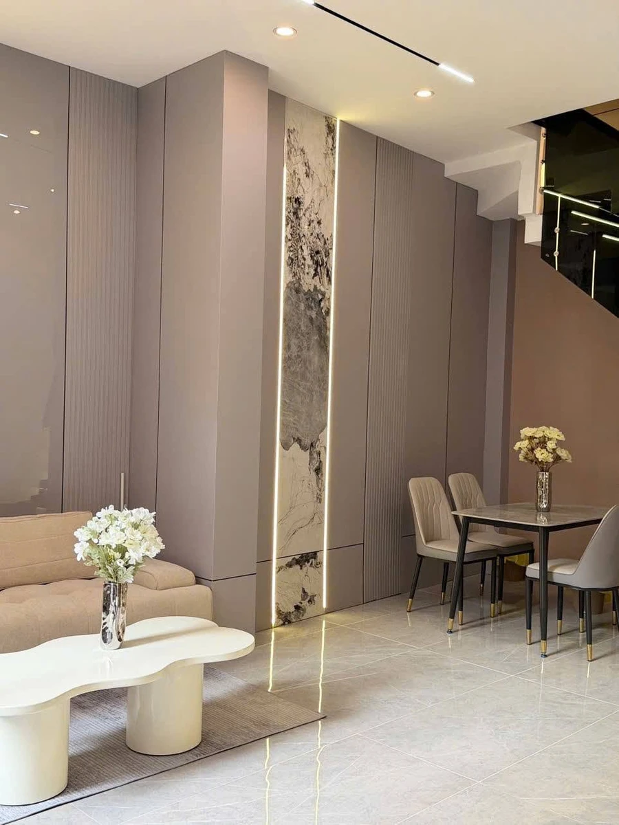 Bán nhà 3 tầng 4PN 50m2 Lê Duẩn Quận 1, 5 tỷ - Ảnh thu nhỏ 2