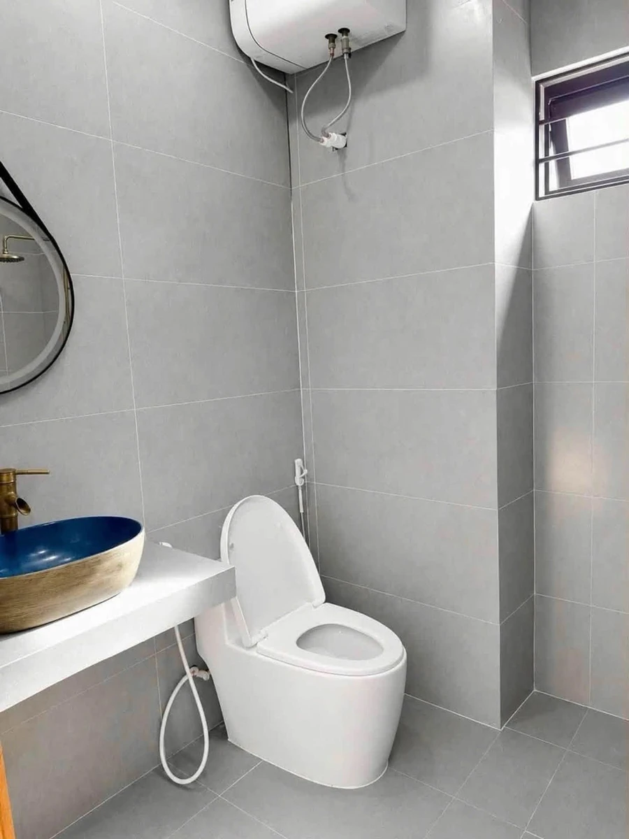 Nhà 2 tầng mặt tiền 90m² Đà Nẵng, 3PN, giá 5 tỷ - Ảnh thu nhỏ 4