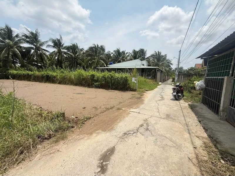 Bán nền đất Bình Phú Bến Tre 200m² 1 tỷ 390 triệu