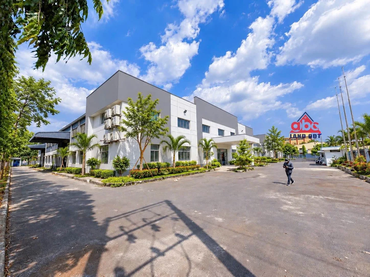 Bán nhà xưởng 10.476m² khu công nghiệp Long Thành, 71 tỷ - Ảnh 1