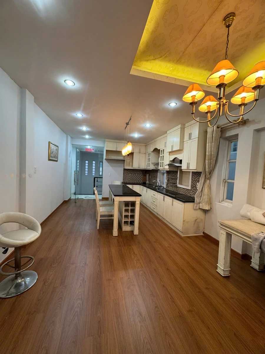 Bán nhà mặt tiền Lạc Long Quân 51m2, Quận 11 - Ảnh thu nhỏ 3