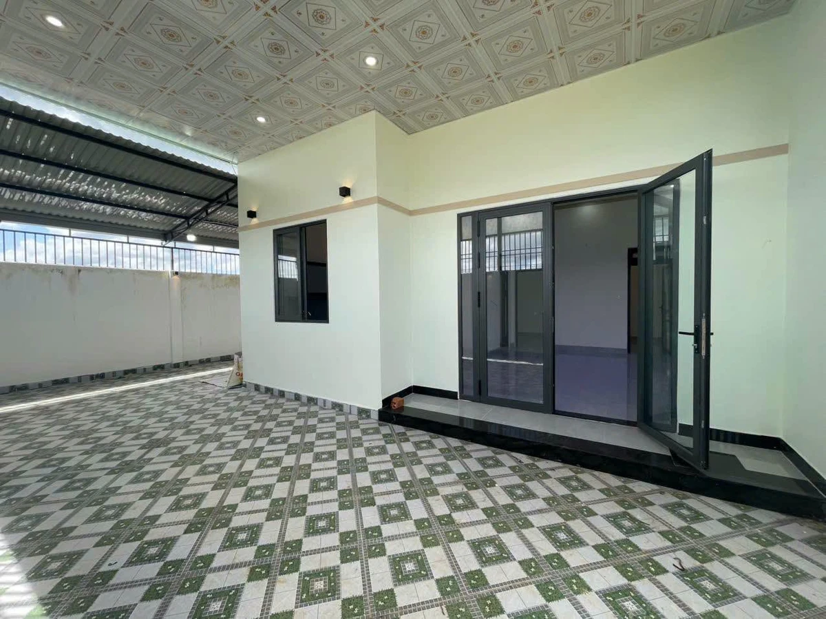 Bán nhà mới 3 phòng ngủ 130m² Phường Thống Nhất 1.2 tỷ - Ảnh thu nhỏ 2