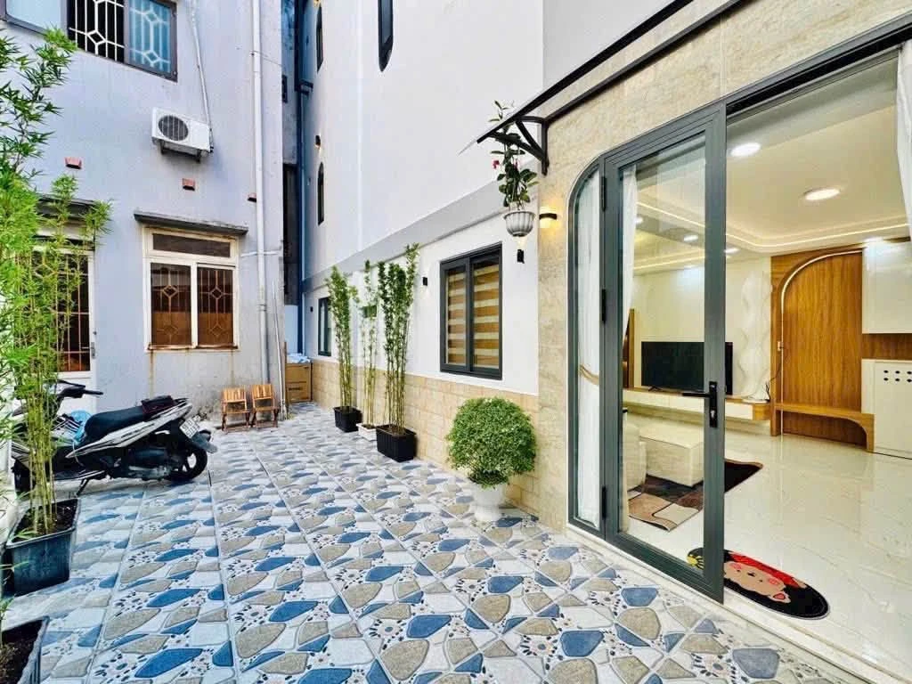 Bán nhà phố Lê Văn Duyệt 45m² 4PN 5WC nội thất đầy đủ - Ảnh 1