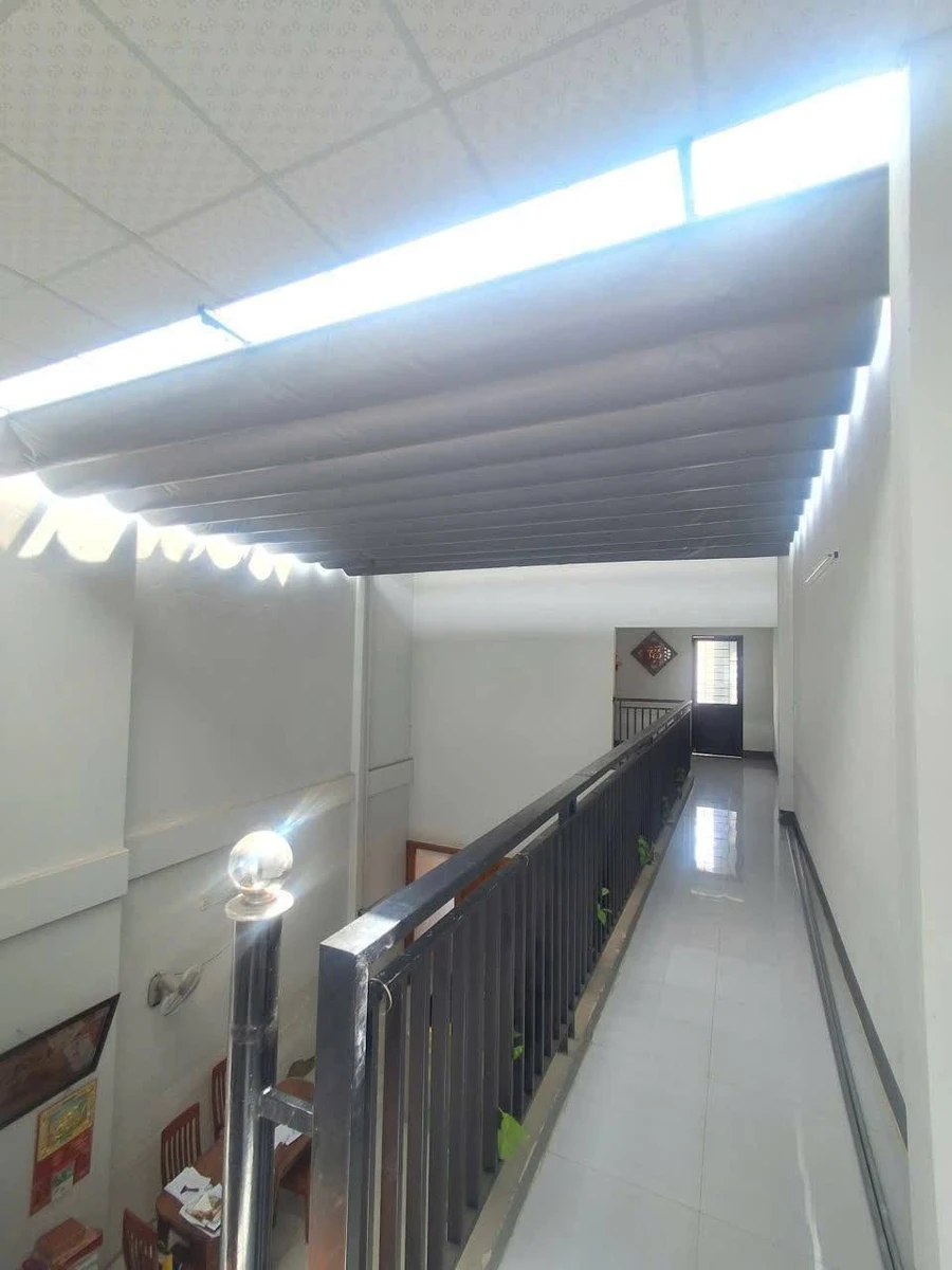 Bán nhà mặt tiền 3 tầng 96m2 Quang Trung Quy Nhơn 9 tỷ 100 triệu - Ảnh thu nhỏ 4