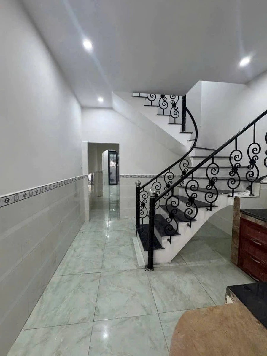 Bán nhà 1 trệt 1 lầu 114m2 Lưu Chí Hiếu Vũng Tàu - Ảnh thu nhỏ 2