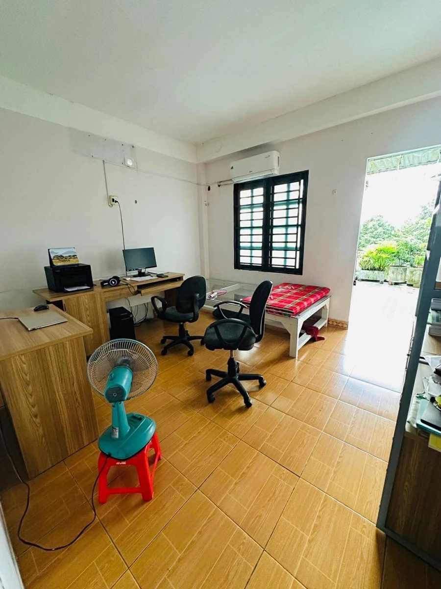 Bán nhà 3 tầng 4PN, ô tô vào nhà, 94m² Man Thiện, Thủ Đức, 6,5 tỷ - Ảnh thu nhỏ 5