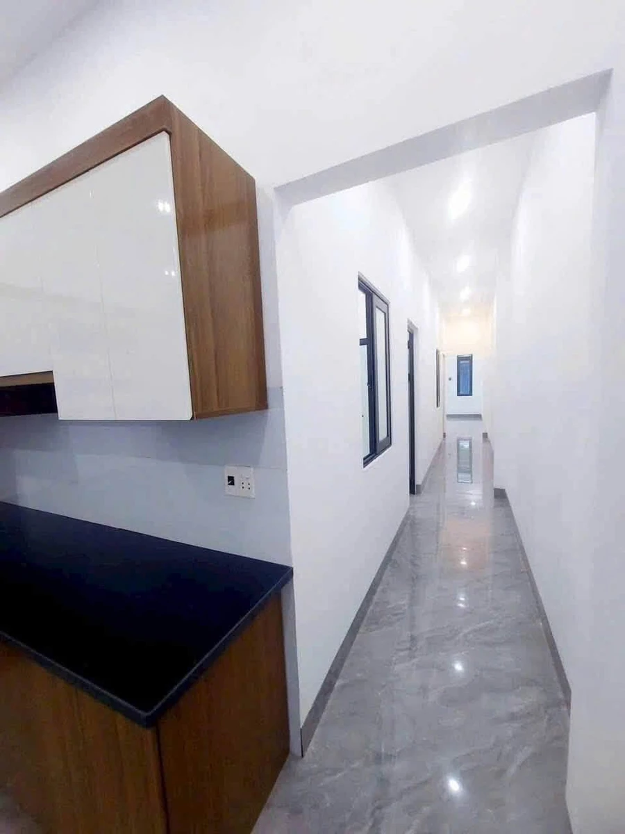 Bán nhà cấp 4 phố Vũ Trọng Phụng, 125m², 2 PN, 2 tỷ 180 triệu - Ảnh thu nhỏ 3