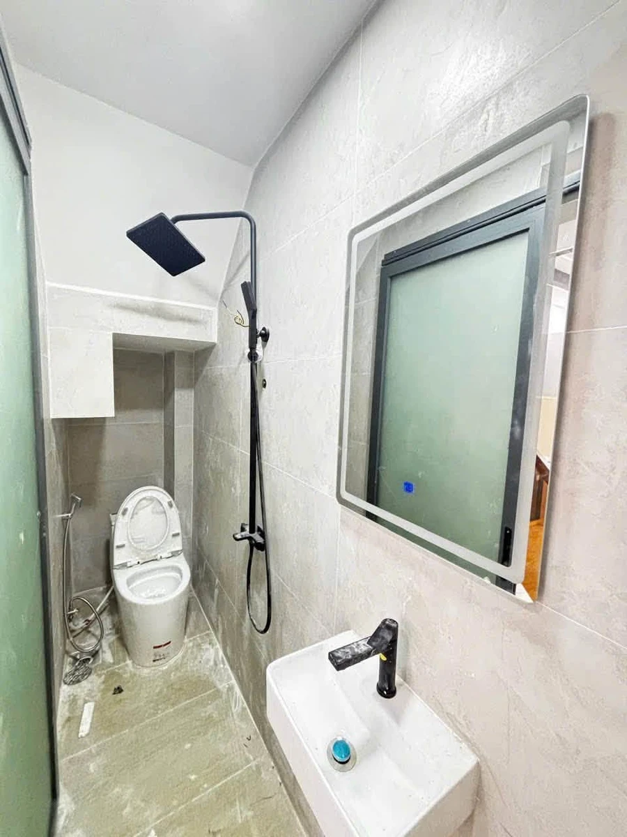 Bán nhà Quận 4 hẻm 4m, 2 phòng ngủ, 88 m², 5.3 tỷ - Ảnh thu nhỏ 4