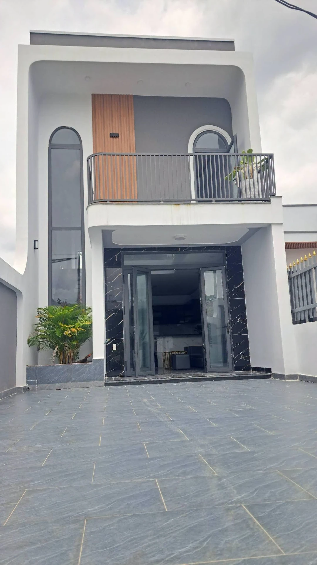 Bán nhà lầu 3 phòng ngủ 125m2 Bình Phước 1.7 tỷ - Ảnh 1
