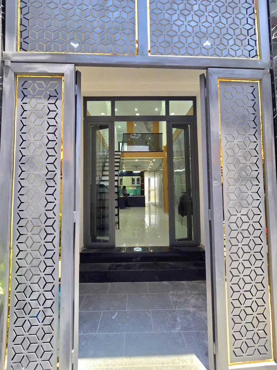 Bán nhà hẻm Phú Thuận Quận 7, 52m², giá 4,8 tỷ - Ảnh 1
