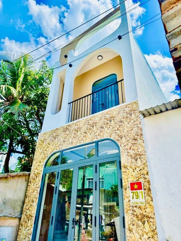 Bán nhà 2 tầng 40m², 2PN 2WC Nha Trang