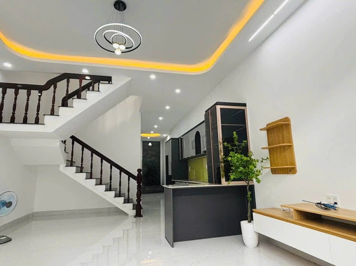 Bán nhà 2 tầng 78m2, 3PN, mặt hẻm Lê Lợi Quận 5 - Ảnh thu nhỏ 2