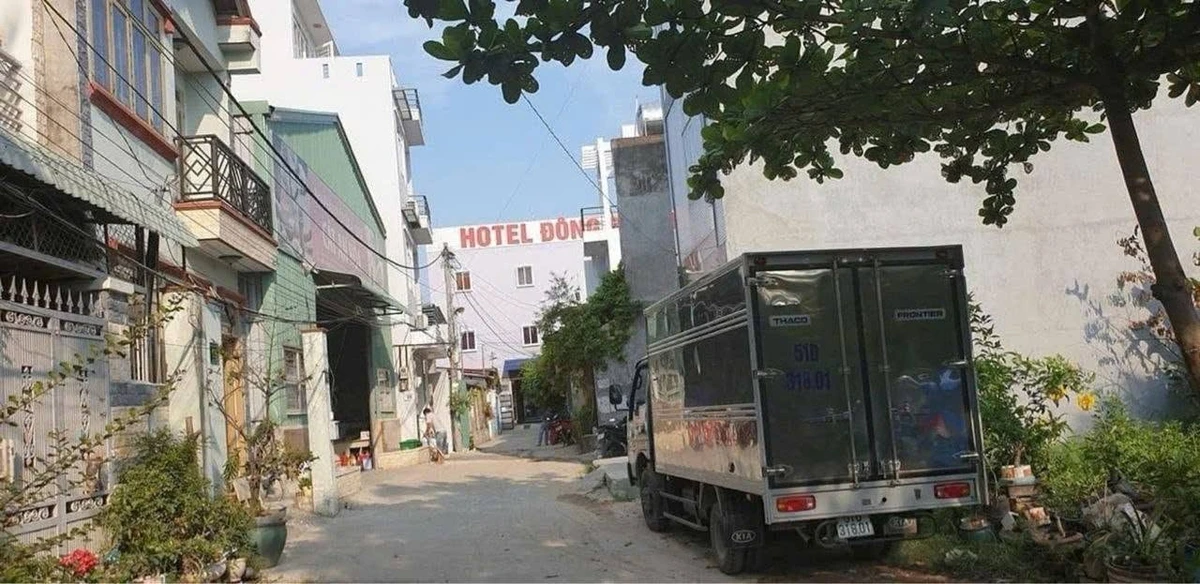 Bán nhà 4 tầng 50m2, 3 PN, Quận 9, giá 6,2 tỷ - Ảnh 1
