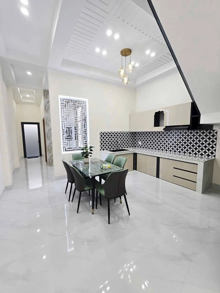 Bán nhà lầu 3 phòng ngủ 112m² Tây Ninh giá 2 tỷ 590 triệu - Ảnh thu nhỏ 4