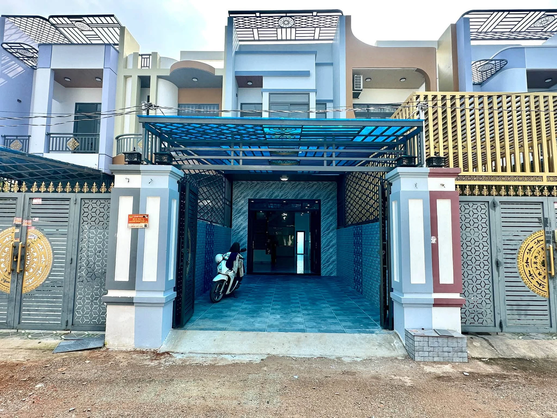 Bán nhà mặt tiền 4.2x28m, 1 trệt 1 lầu, 4 phòng ngủ tại Thanh Ba, Cần Giuộc - Ảnh 1