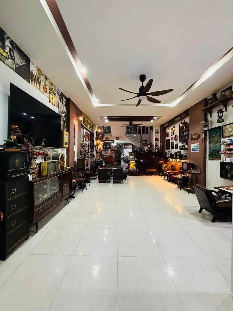 Cho thuê nhà 4 tầng mặt tiền 100m², Hoà Cường, 25 triệu/tháng - Ảnh 1