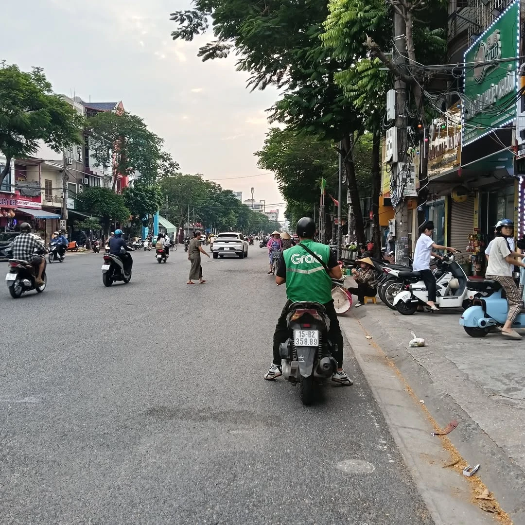 Bán nhà phố 84m2 2 tầng mặt tiền 4m Đà Nẵng Hải Phòng 6,8 tỷ - Ảnh 1