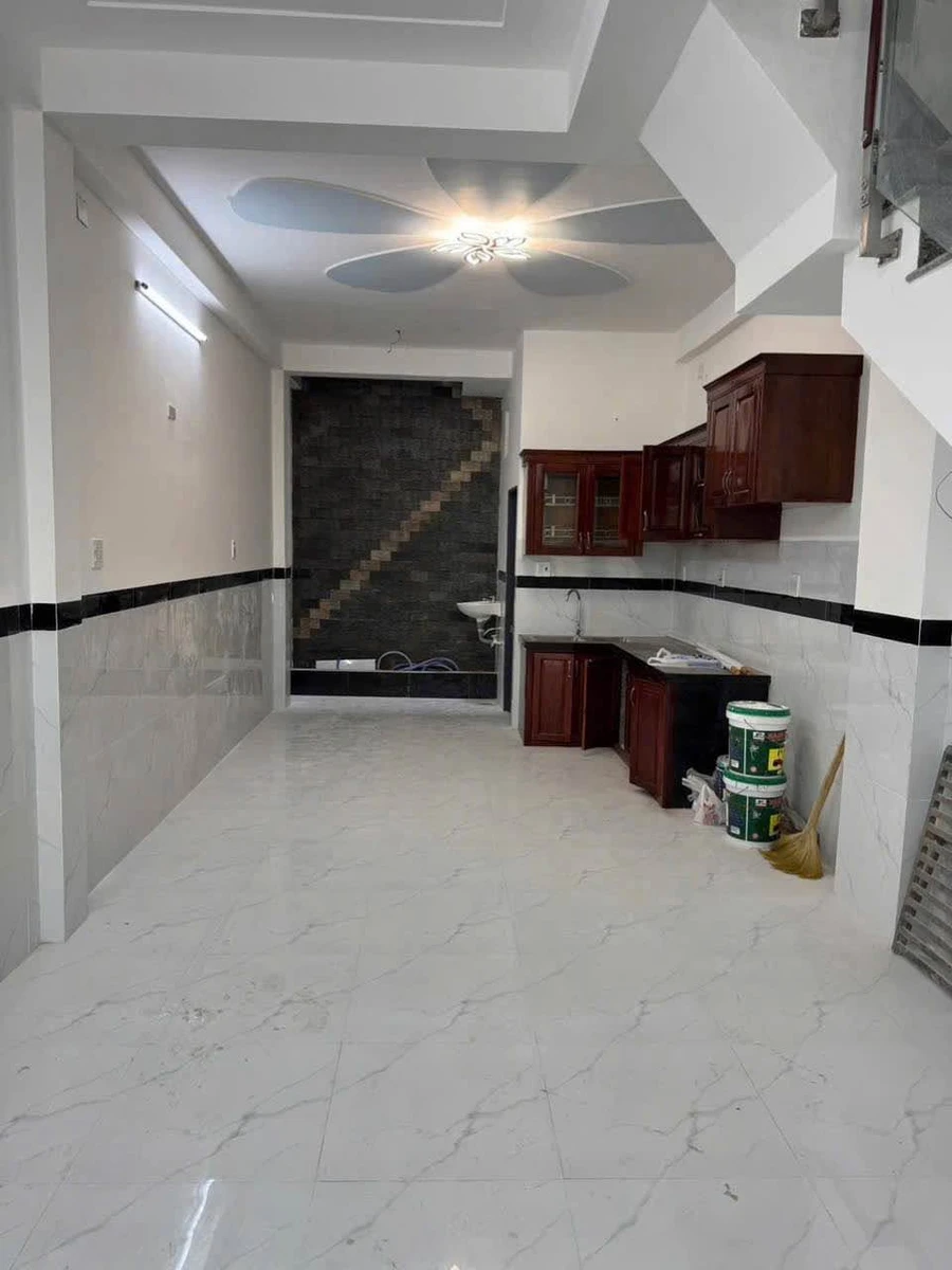 Bán nhà mặt tiền 49m2 3 tầng 3PN Ghềnh Ráng Quy Nhơn 4.1 tỷ - Ảnh thu nhỏ 3