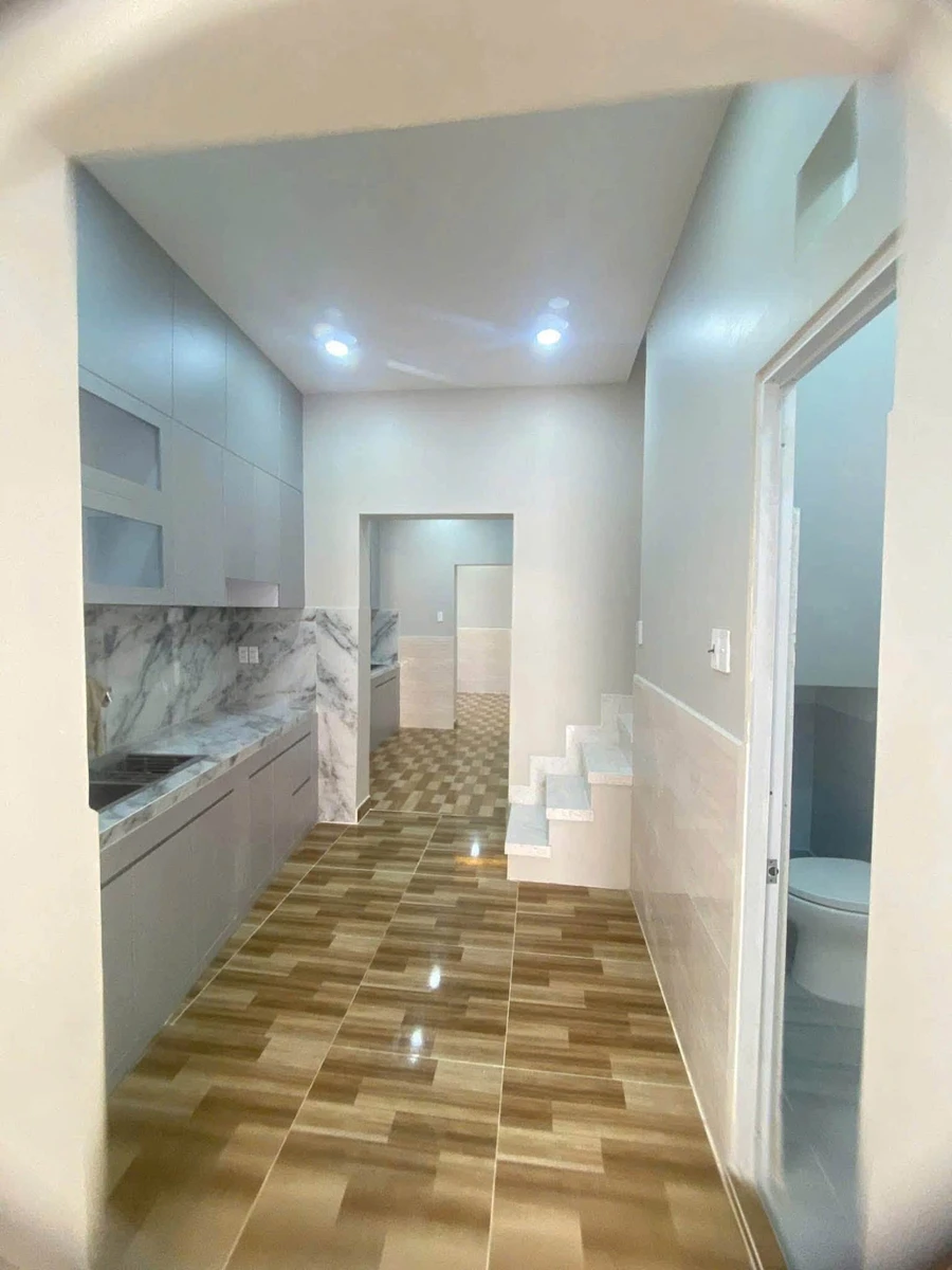 Bán nhà sổ riêng 7 phòng ngủ 60m2 Quận 7 giá 3 tỷ 999 triệu - Ảnh thu nhỏ 5