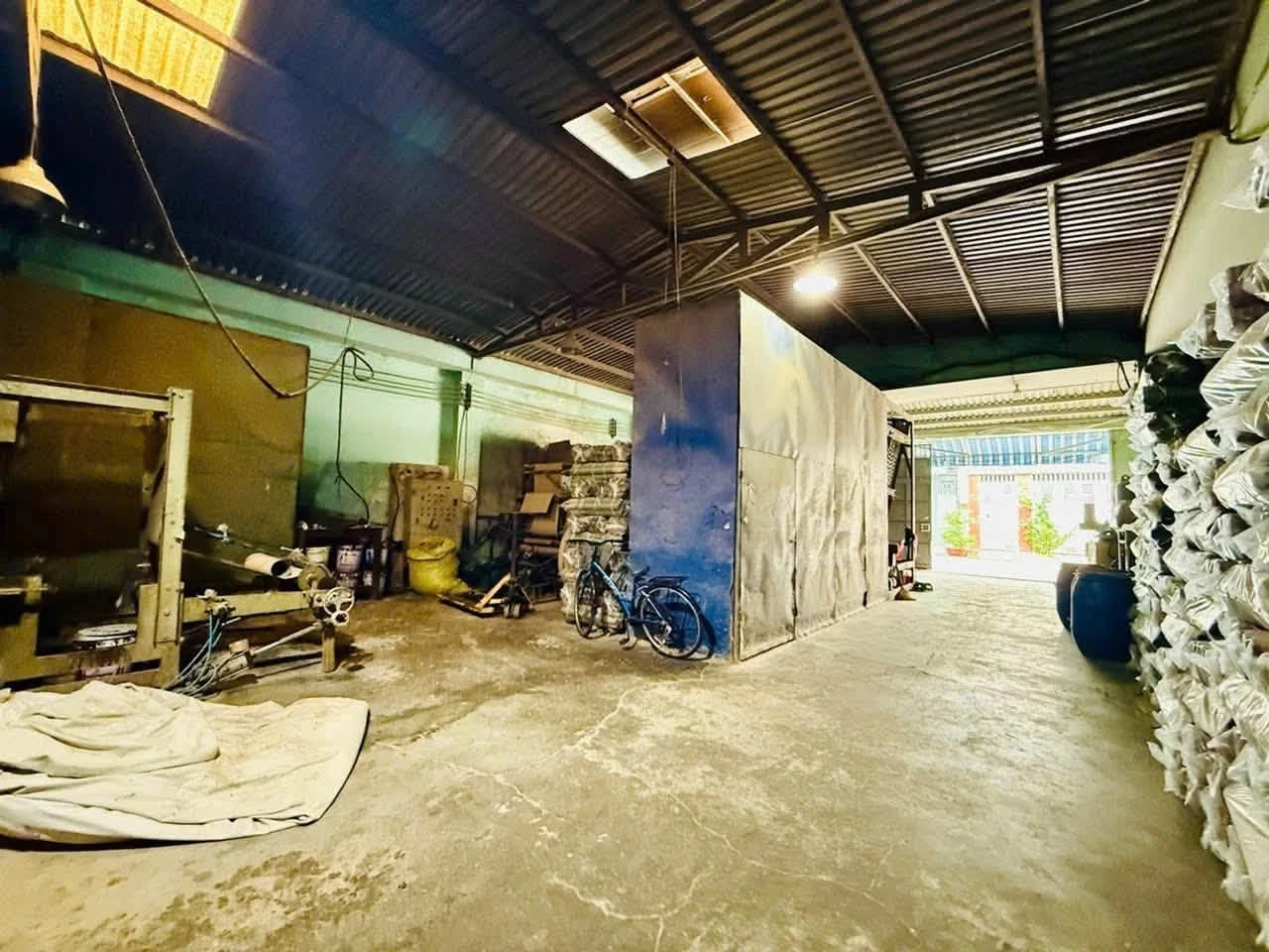 Bán đất 260m2 toàn bộ thổ cư gần Aeon Tân Phú, 17 tỷ - Ảnh 1