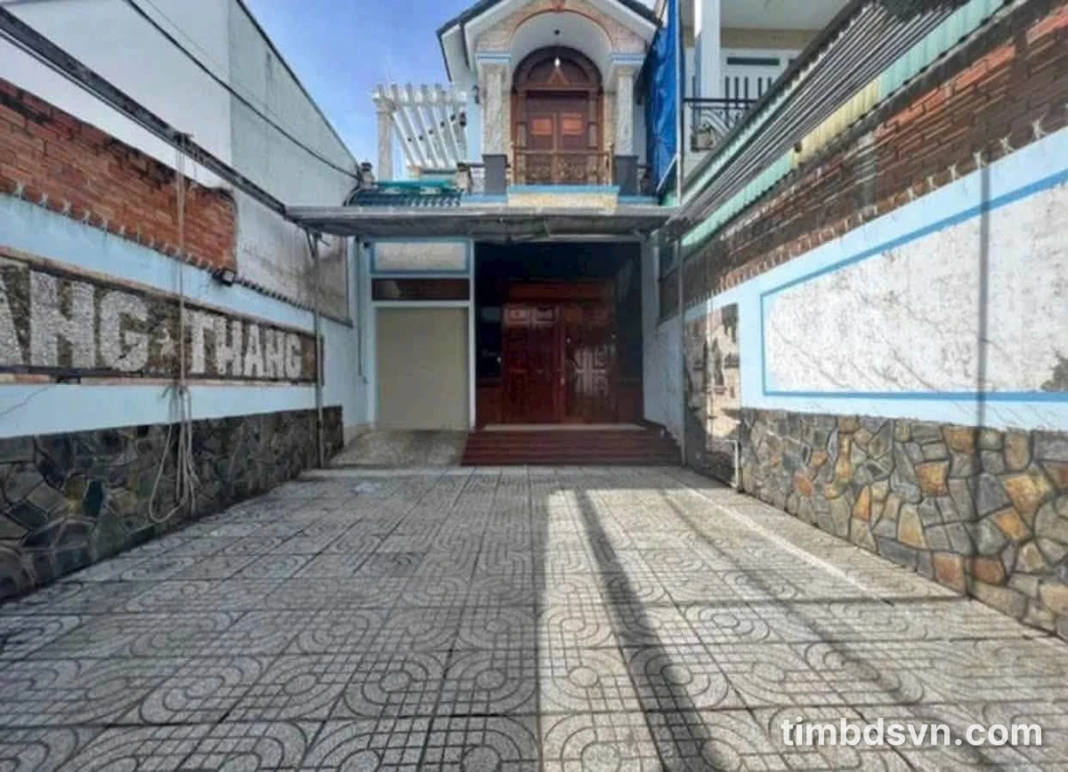 Cho thuê nhà trệt lầu 210m² đường Phạm Ngọc Hưng Cần Thơ - Ảnh 1