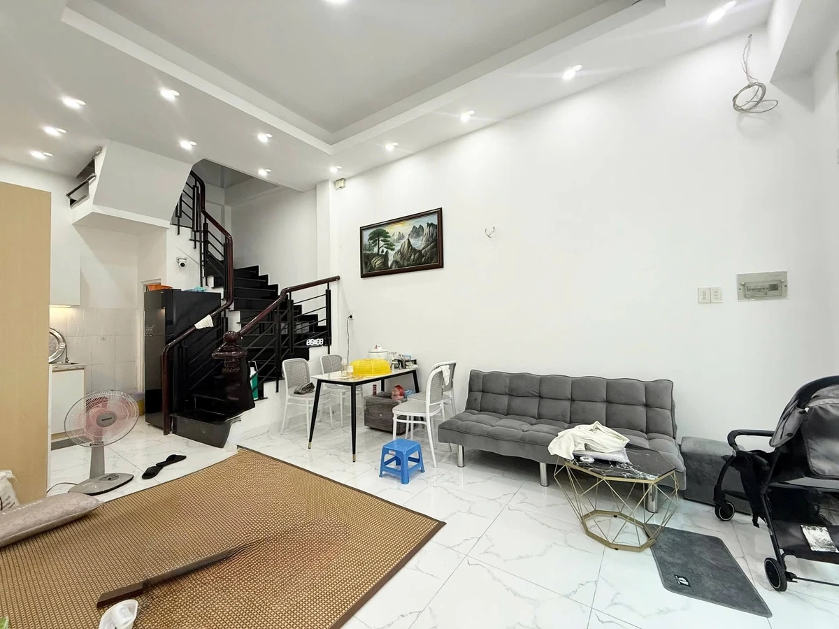 Bán nhà phố 3 PN Lý Thái Tổ, Q.10, 5,8 tỷ - Ảnh thu nhỏ 3