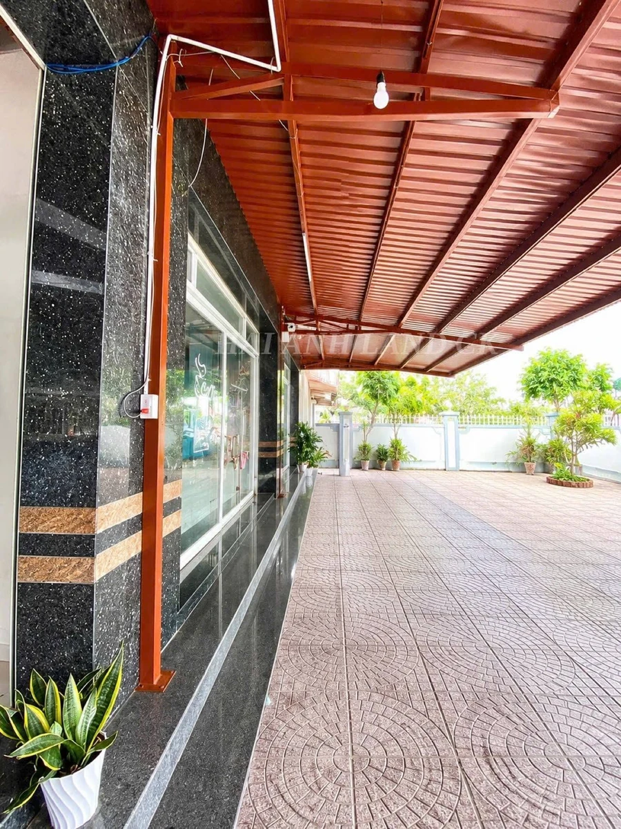 Cho thuê nhà góc 4PN, 14,5x24m, Trần Quang Khải, Rạch Giá 30 triệu/tháng - Ảnh thu nhỏ 2