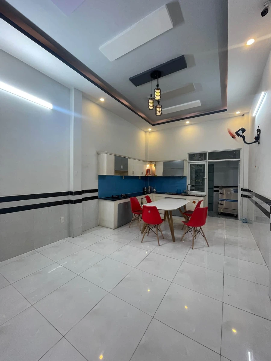 Nhà bán 4 tầng 4PN 80m² Bình Tân 7 tỷ - Ảnh 1