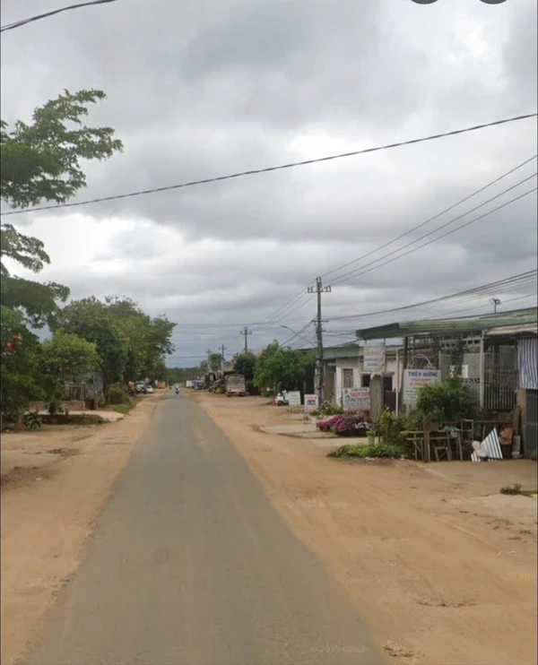 Bán đất mặt tiền đường Quang Trung, Ea Kar, cách chợ 721 khoảng 200m, giá 1,55 tỷ